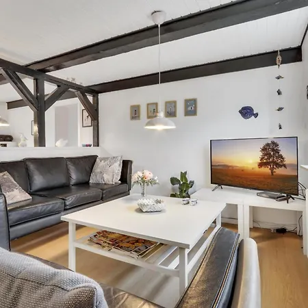 Ferienhaus Year House Centrally Located In Harbooresj1083 Harboør