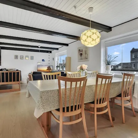 Year House Centrally Located In Harbooresj1083 *